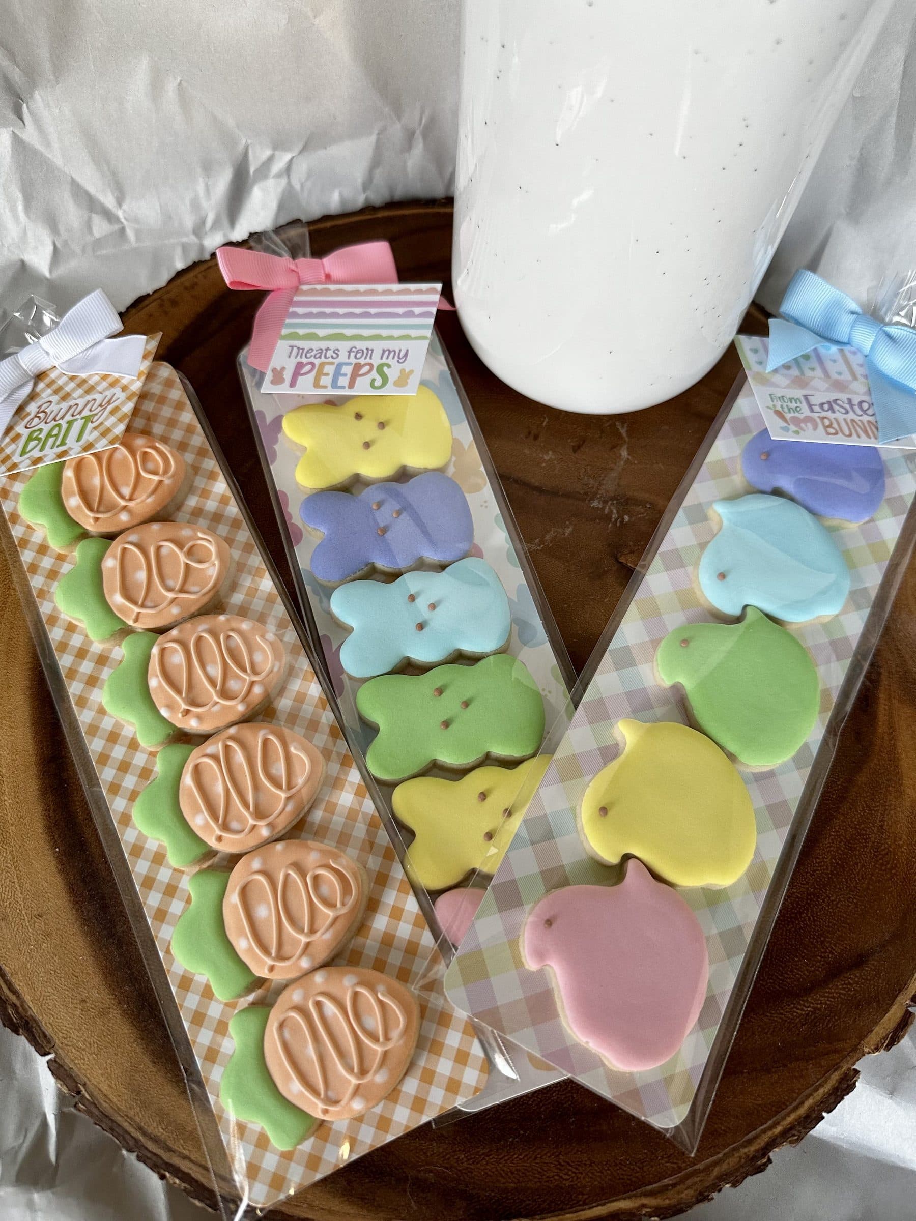 Pastel Easter cookie sets in clear bags